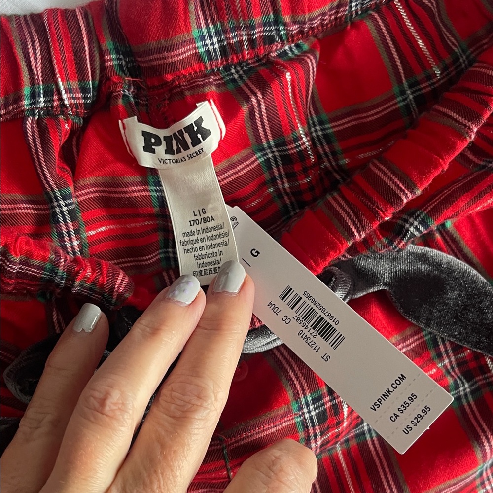 Pink Red Plaid Ruffle Shorts - Picture 2 of 3